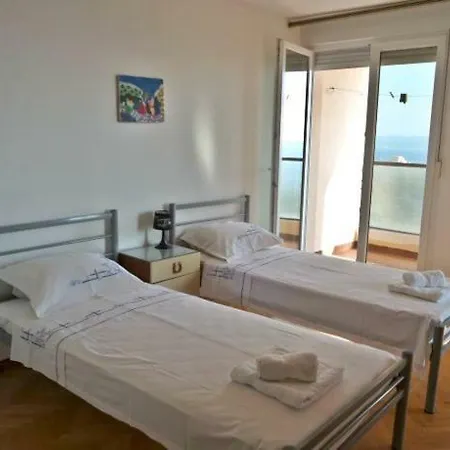 Apartment Teo The Second Split